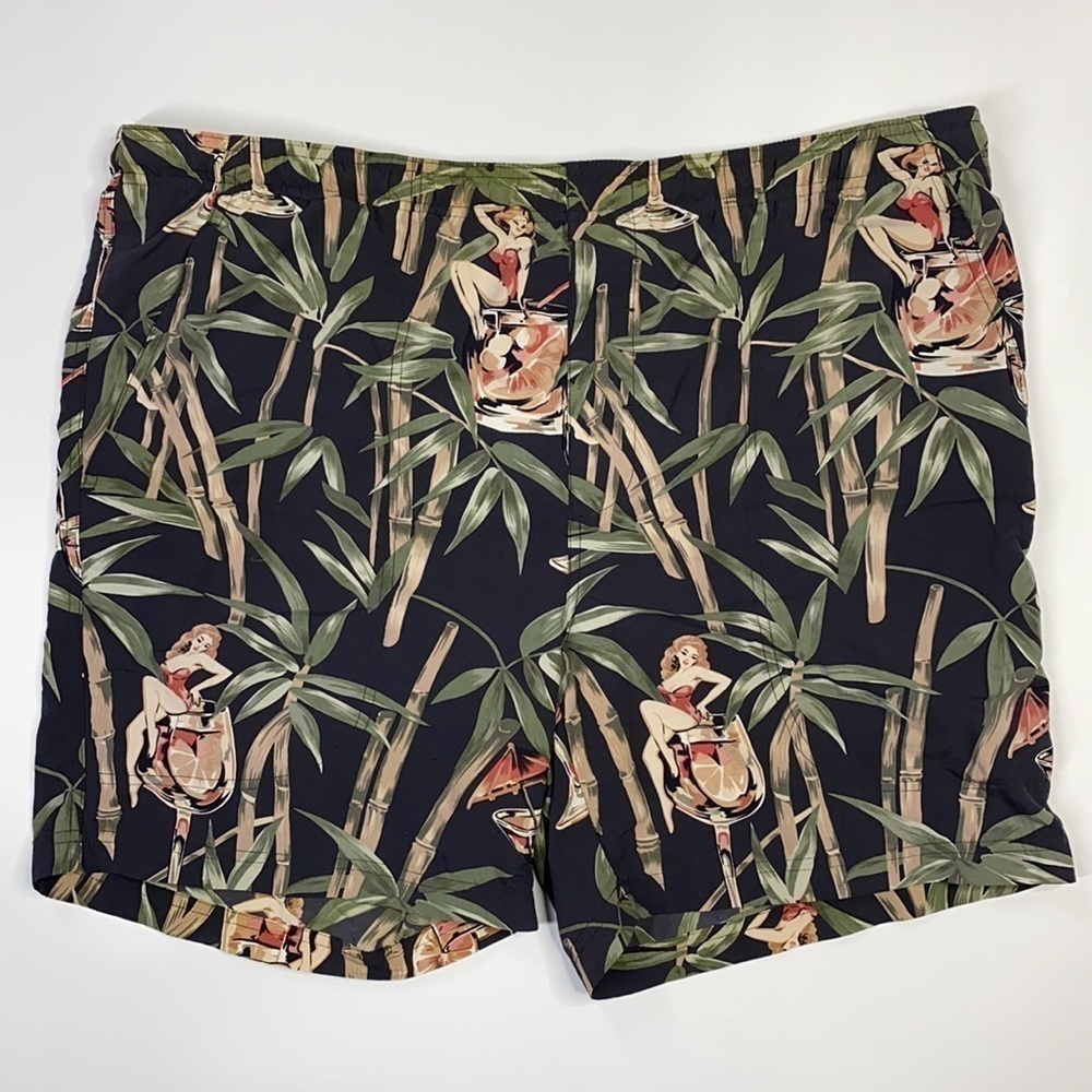 Vintage 90's Tommy Bahama Cocktail Lady Hawaiian Lined Swim Shorts Size Large